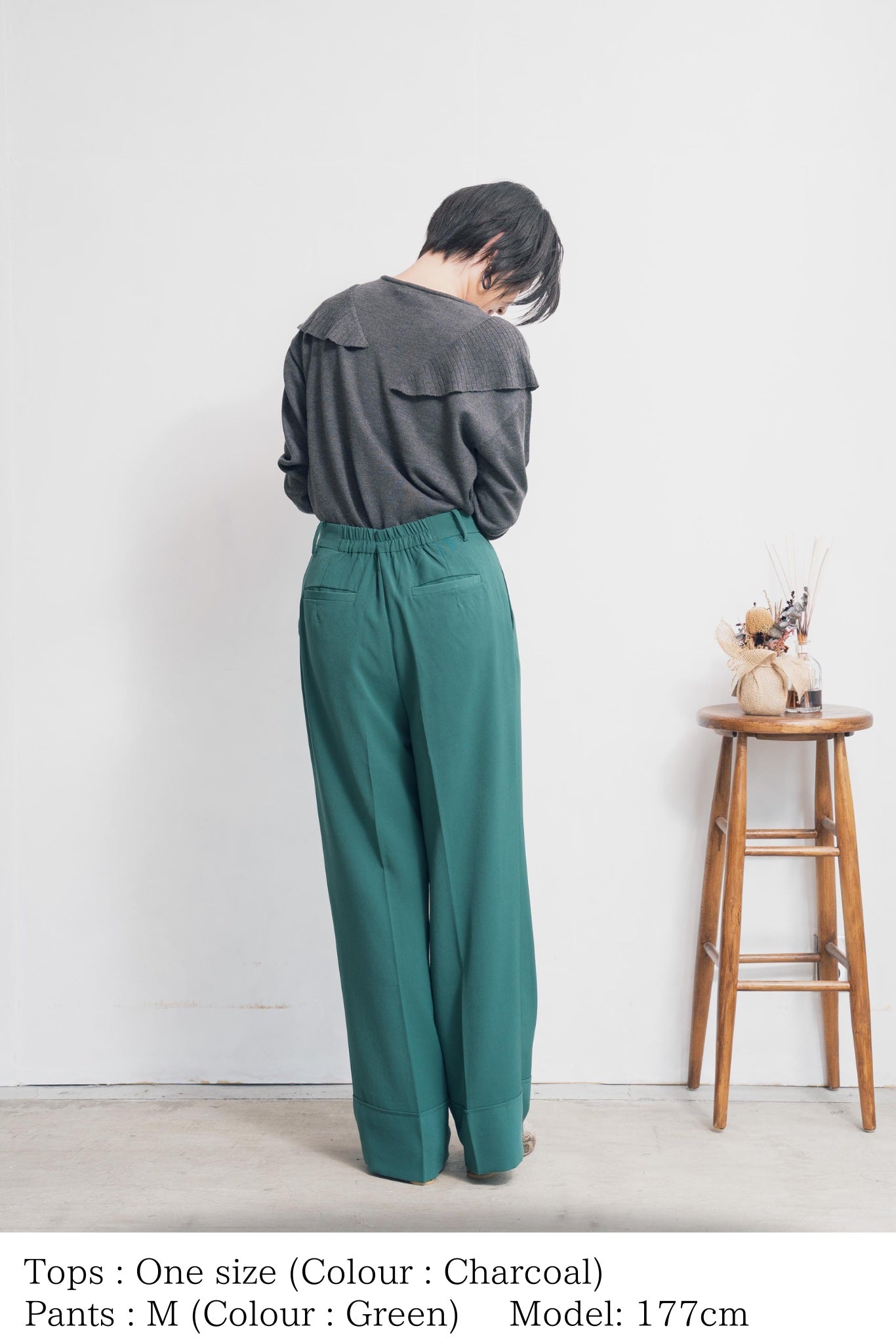センタープレスワイドパンツ